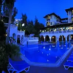 מלון Altinsaray 3*