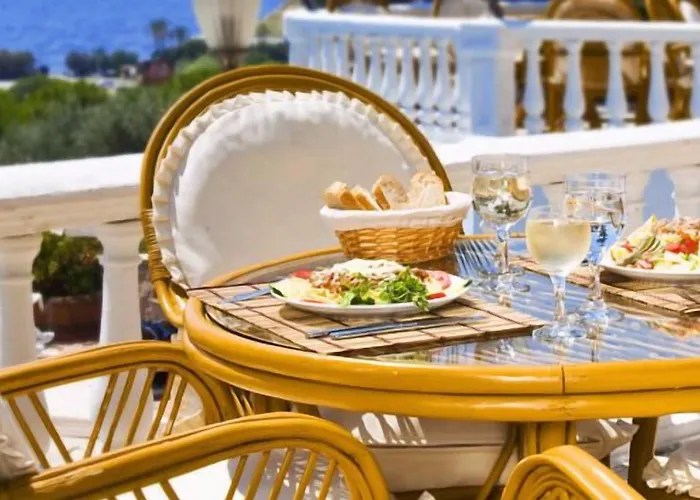 Altinsaray Hotel Kusadası