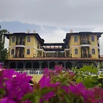 Altinsaray Hotell