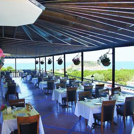 Hotel Altinsaray 3*